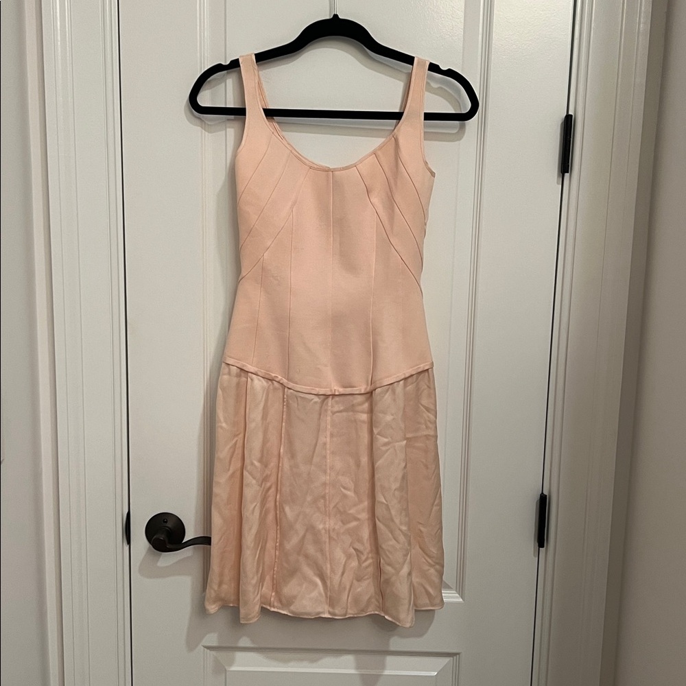 Elegant Pink Sleeveless Dress